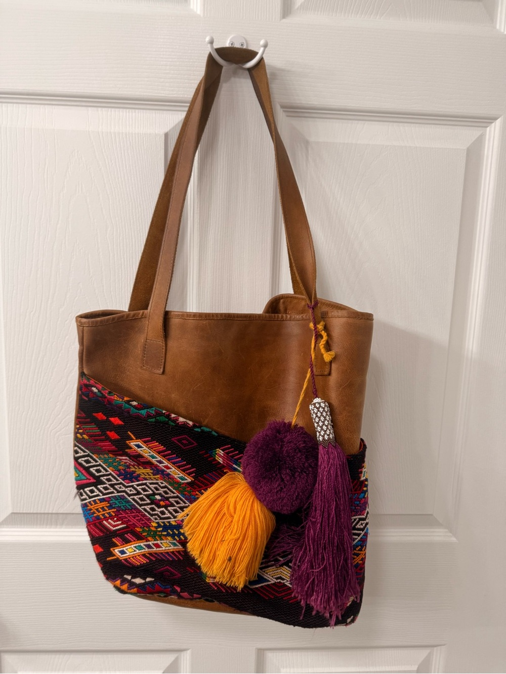 Ixchel Triangle Leather Tote Bag with Multicolor Woven Front - Picture 2 of 5